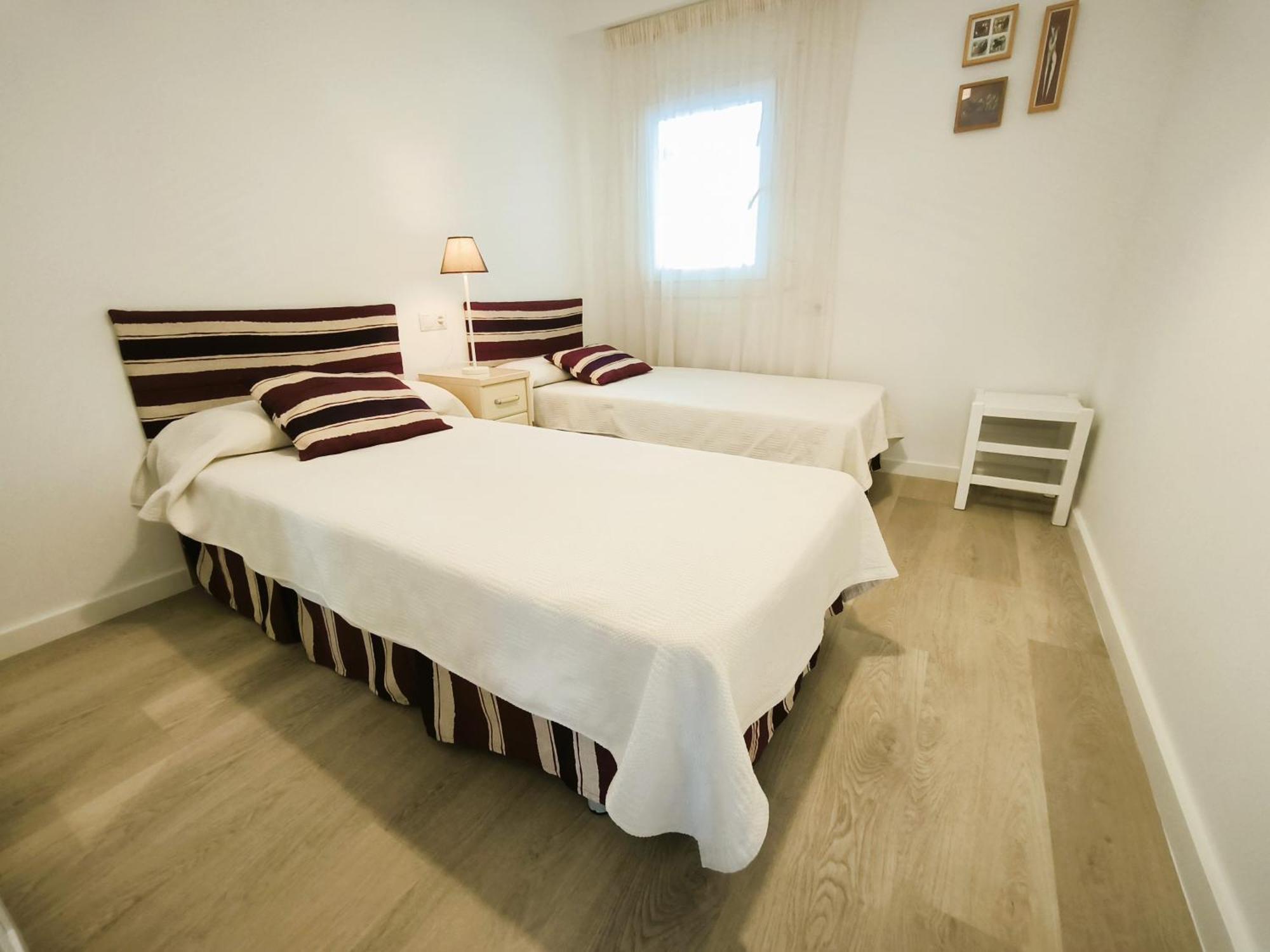 Torres Del Centro By Alogest - Parking Opcional Apartamento